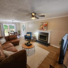 Miller Brite + 3 Queen beds/1.5 bth + Large Deck + Fenced Yard