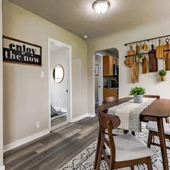 Modern Boho Bliss + Family + 3 bd/2 bth + Near MSU